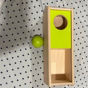 Lovevery sliding peak a boo /object permanence Montessori toy